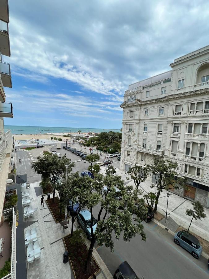 Blu Apartment Пескара Екстериор снимка